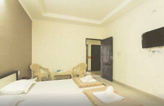 Hotel Clark International, Saharanpur 2